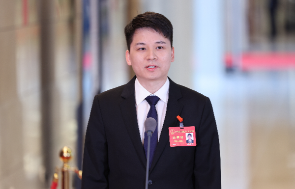 省人大代表、清遠(yuǎn)天安智谷科技發(fā)展集團董事長賴建堯：持續(xù)深化產(chǎn)教融合 源源不斷輸送人才